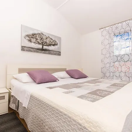 Barba Apartment *
